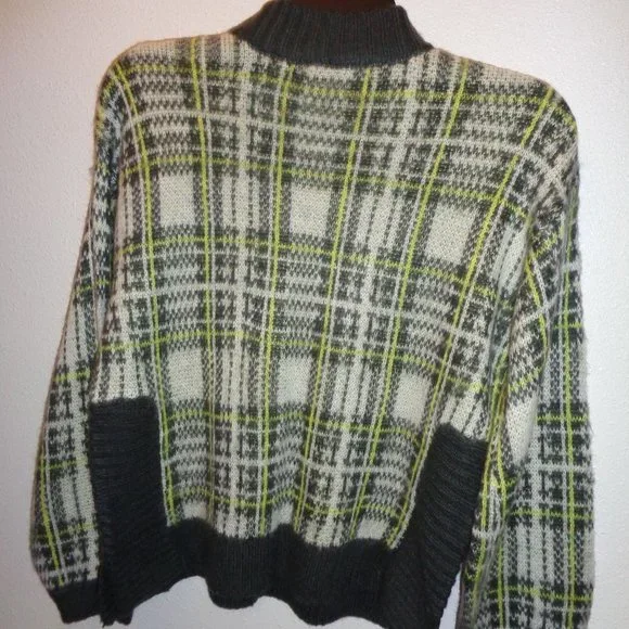 NINE West Plaid Sweater Size Large NWT - Picture 10 of 10